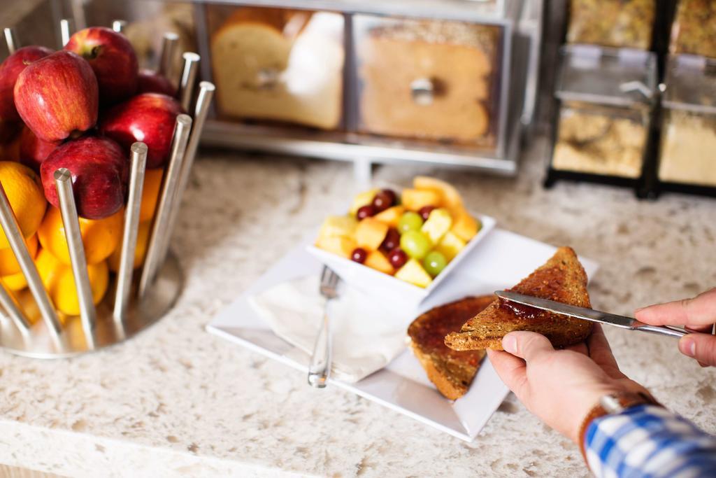 Hyatt House Gaithersburg Ngoại thất bức ảnh